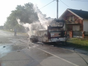 izgorio app-ov autobus