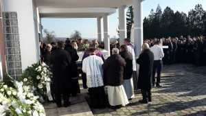 Tena oproštaj