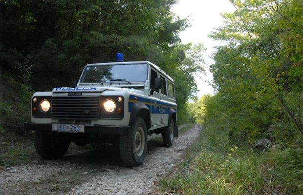 policija